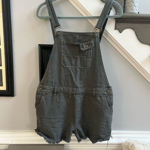 O’Neill Gray Denim Shortalls  Overalls sz 11 EUC